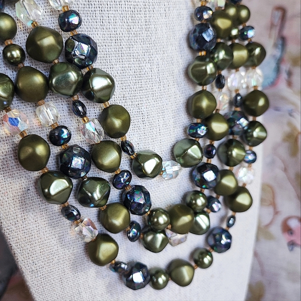 4 Strand Vintage Signed Japan Faux Olive Pearls Glass Oil Slick Clear Necklace - Picture 5 of 11